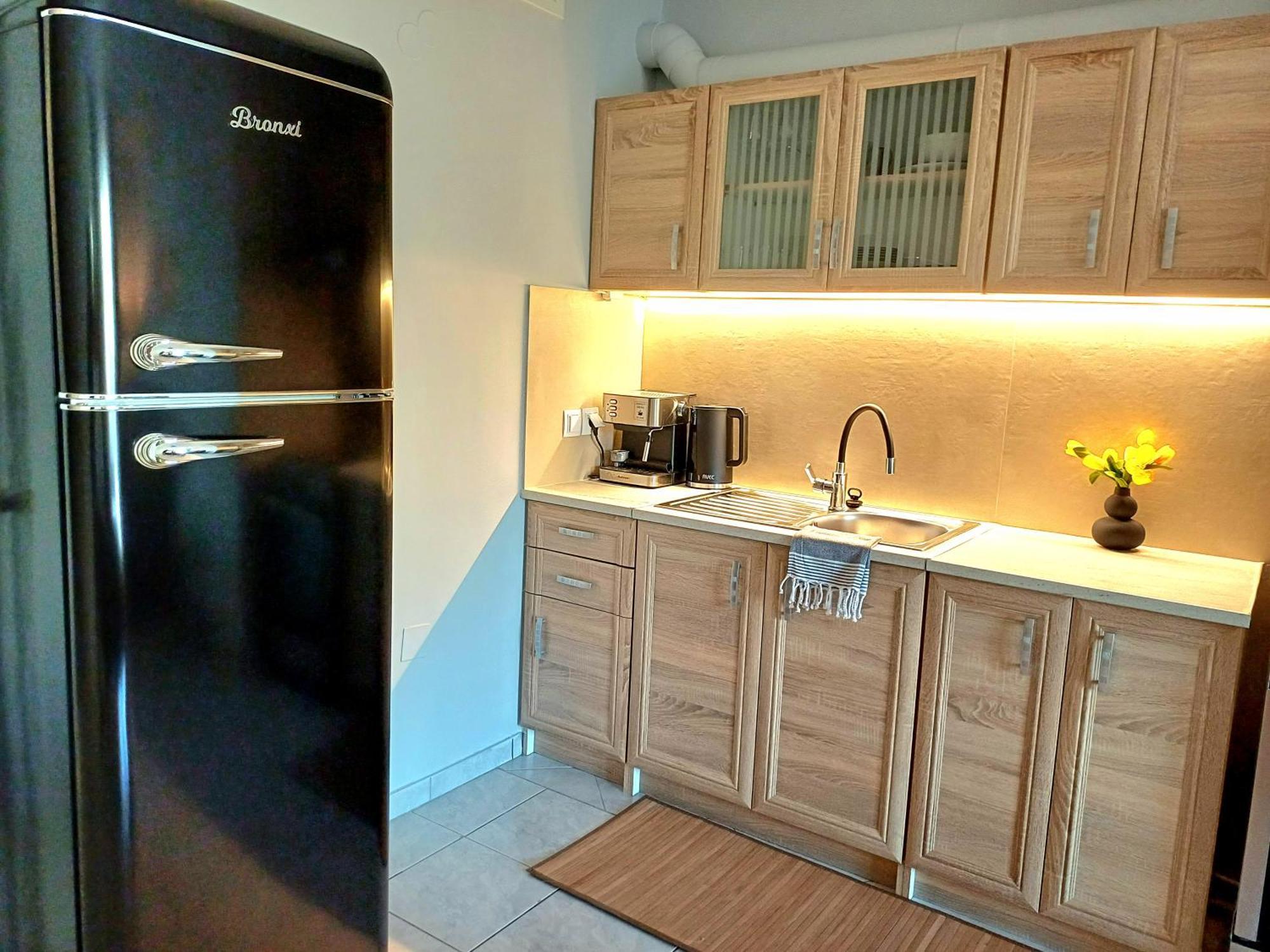 Angela'S Apartment คัลกิดา ภายนอก รูปภาพ